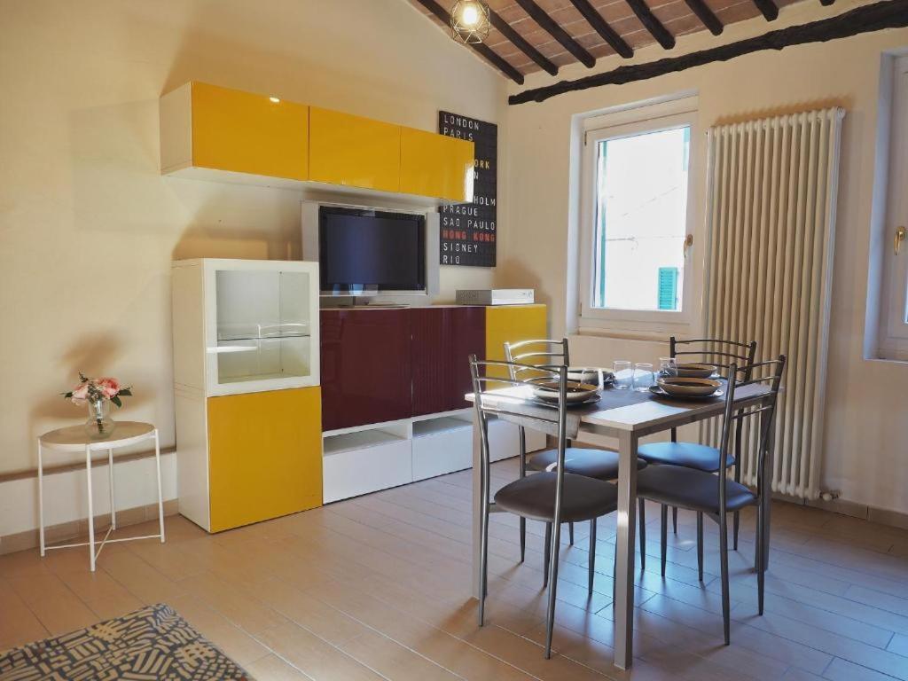 Contrada House By Francigenaapartments 锡耶纳 外观 照片